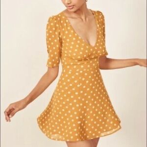 Reformation Marylou yellow and white polka dots dress sz4